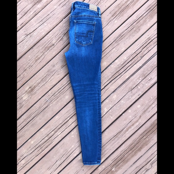 American Eagle Skinny Jeans - Picture 3 of 5
